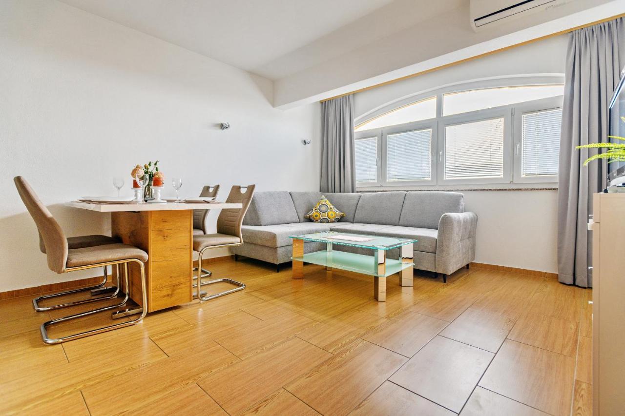 Comfort Apartments In Peaceful Area Zadar - With Garden 외부 사진