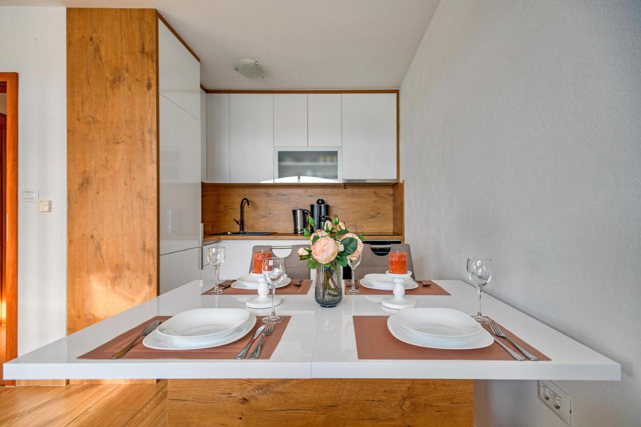 Comfort Apartments In Peaceful Area Zadar - With Garden 외부 사진