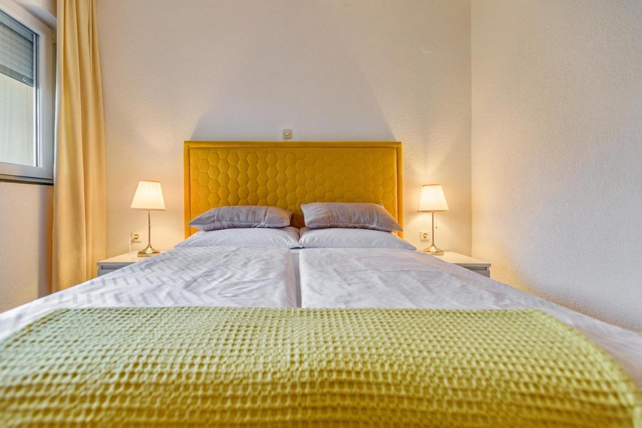 Comfort Apartments In Peaceful Area Zadar - With Garden 외부 사진