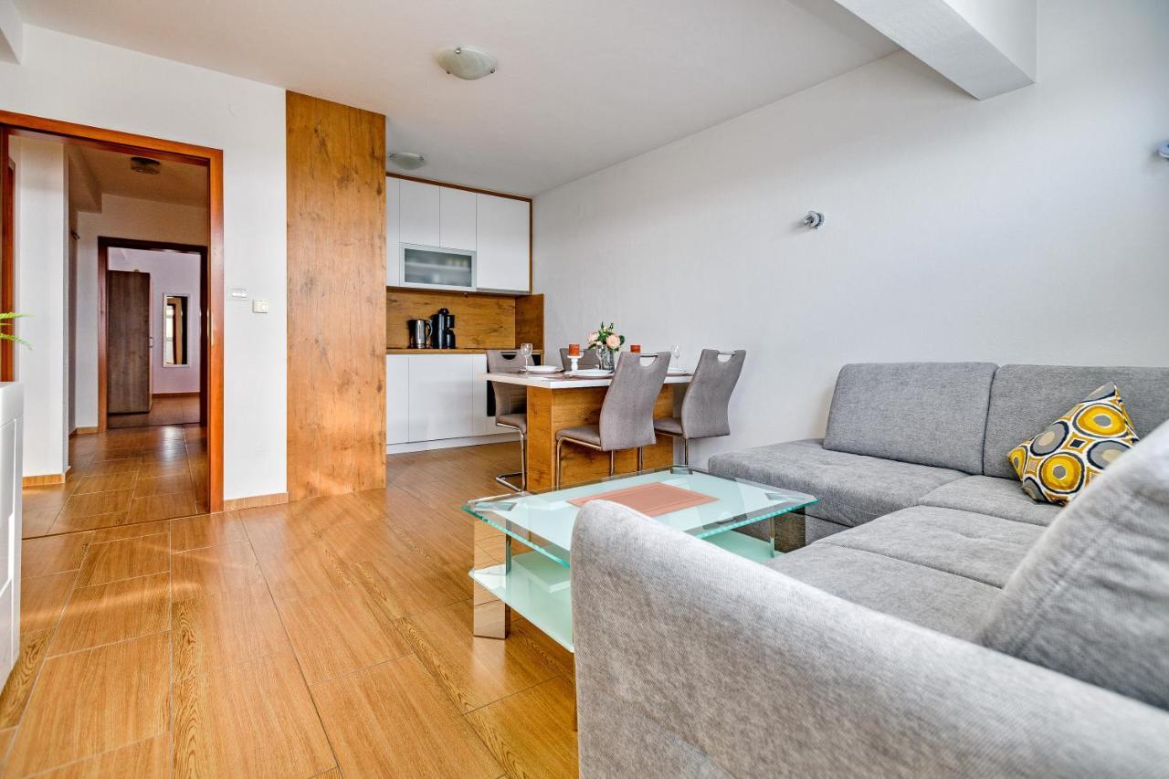 Comfort Apartments In Peaceful Area Zadar - With Garden 외부 사진