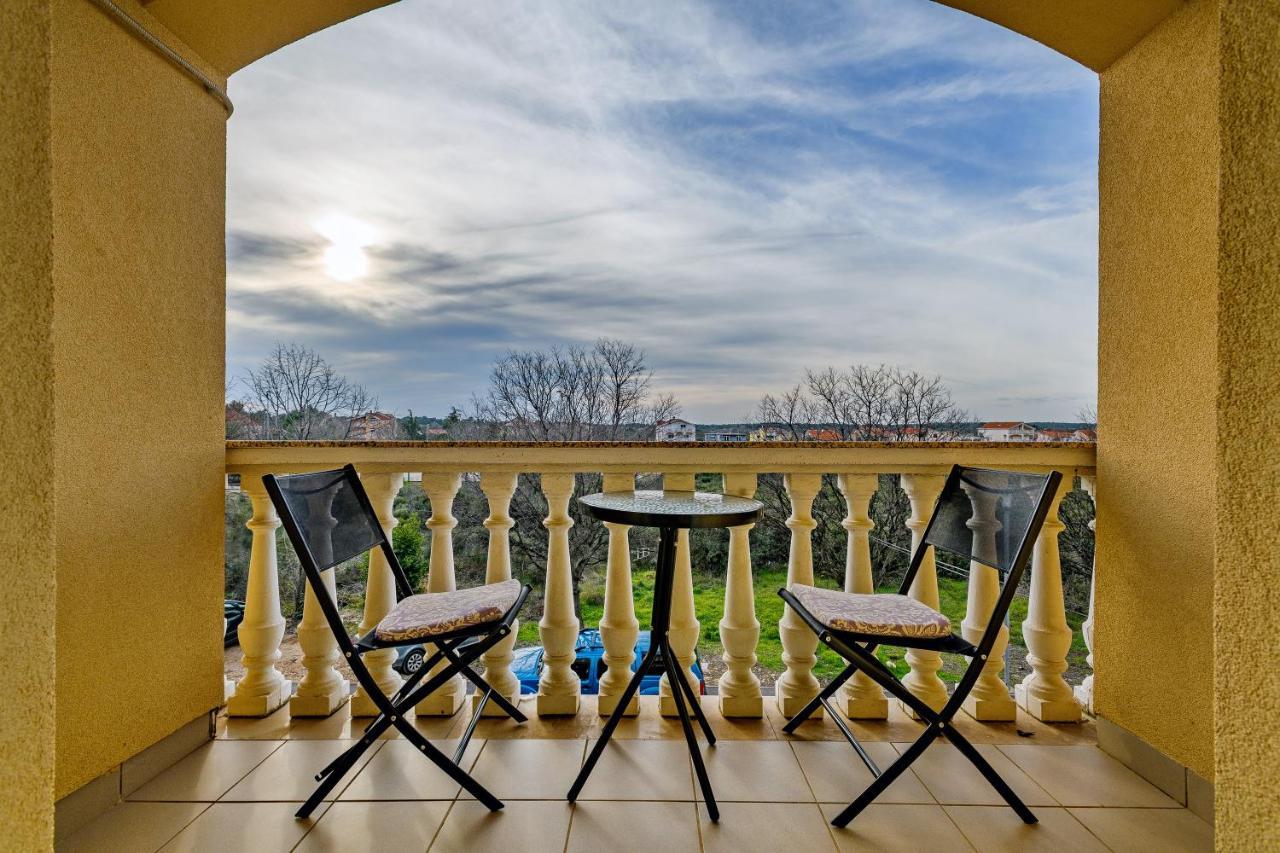 Comfort Apartments In Peaceful Area Zadar - With Garden 외부 사진