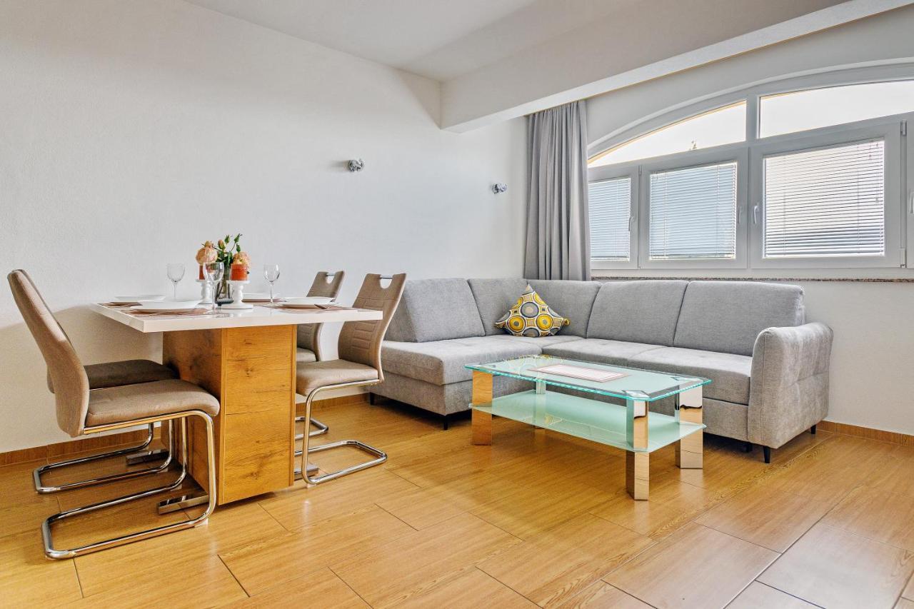 Comfort Apartments In Peaceful Area Zadar - With Garden 외부 사진